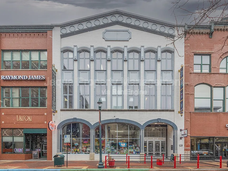 125 S Kalamazoo Mall #606