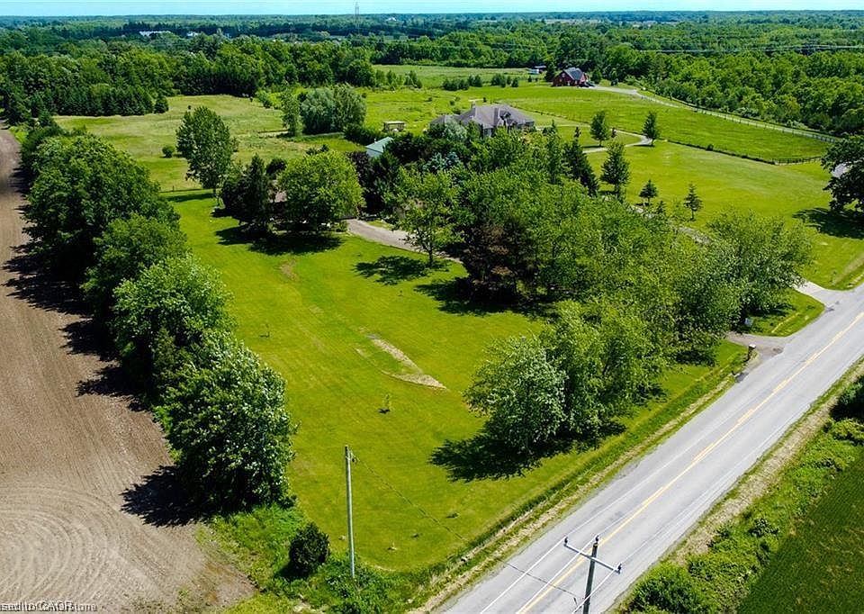 1st image of 120 Pauline Johnson Rd