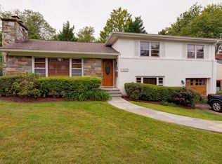 9420 Holland Ave, Bethesda, MD 20814