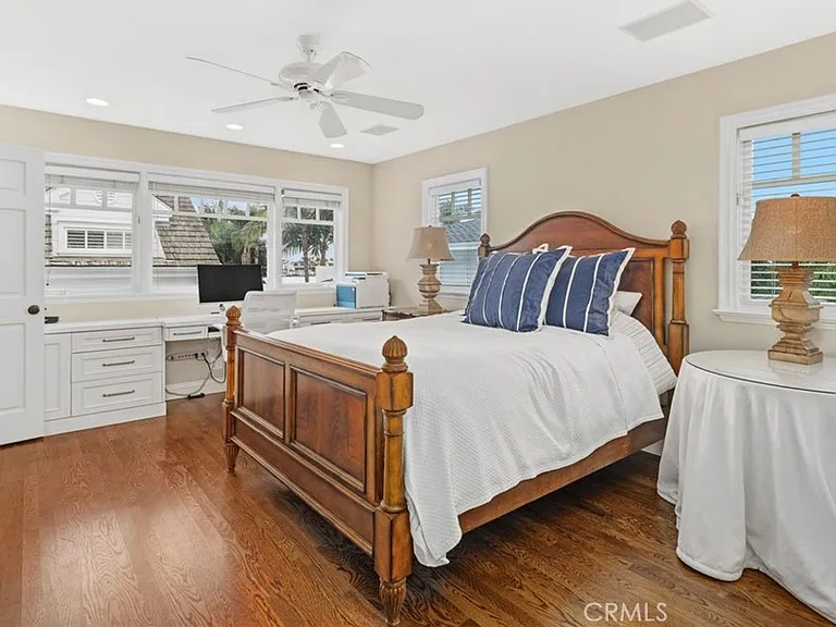 2431 Bayshore Dr — Photo 30