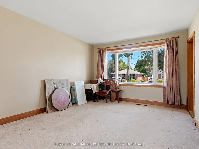 20 Delrex Blvd — Photo 10