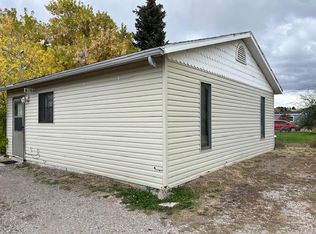 816 1/2 E Glendale St, Dillon, MT 59725