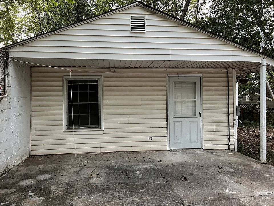 465 Ethel St NW #B