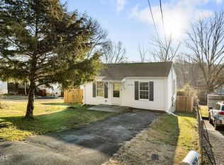 2626 Park Ave, Johnson City, TN 37601