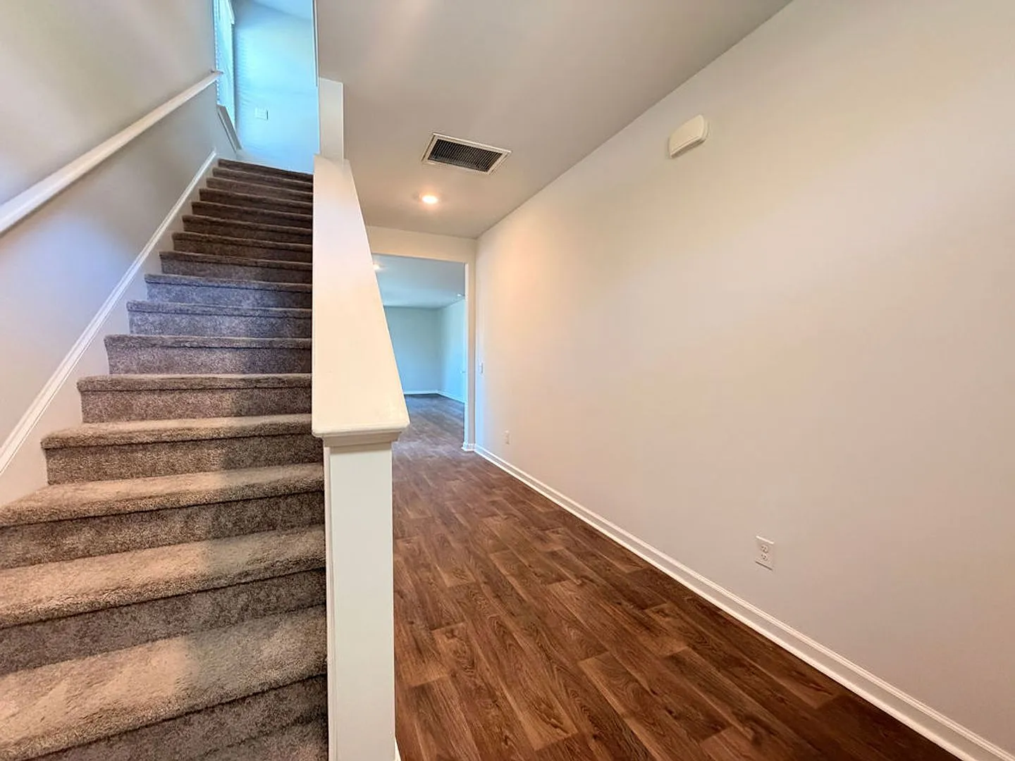 Available now. Great 5 BR/3 BA Home in Grand Bees! — Photo 3
