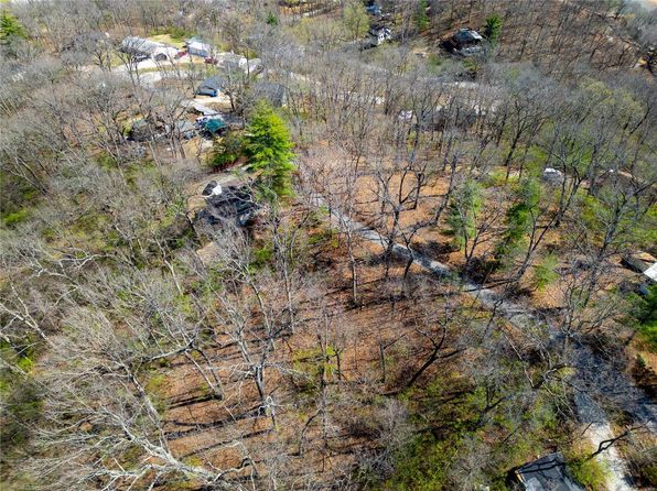 659 Castlecliff Rd, Ballwin, MO 63021