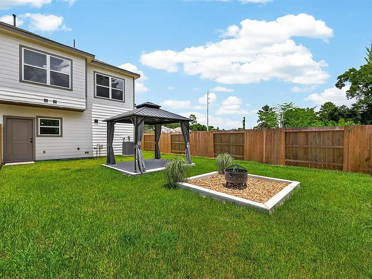 8306 Tidwell Rd #B — Photo 22
