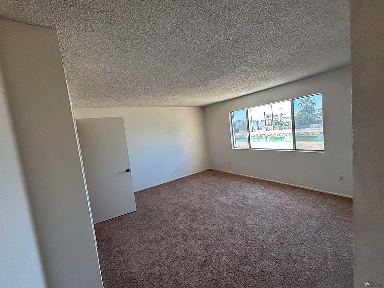 2490 W Yowell Ct — Photo 14