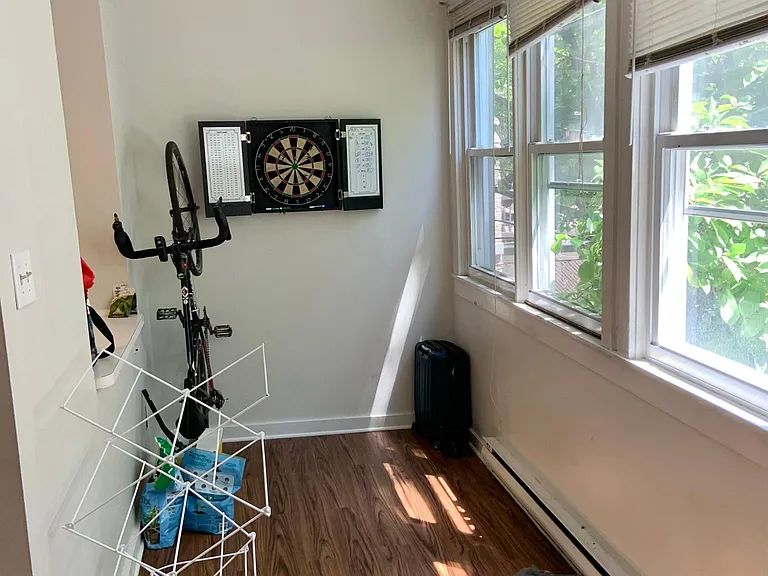 1063 W Cornelia Ave #1 — Photo 7