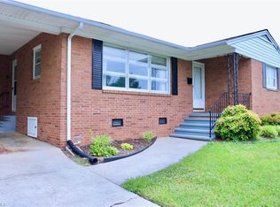 321 S Maple St, Graham, NC 27253