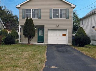 5 Lloyd St, Edison, NJ 08817