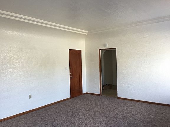 5th image of 1918 29th St #1918B
