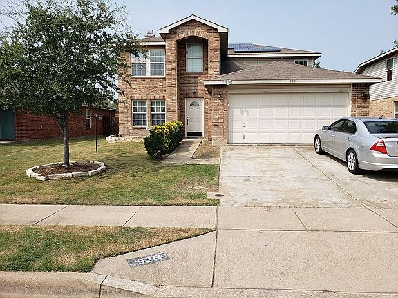 2nd image of 925 Mosaic Dr