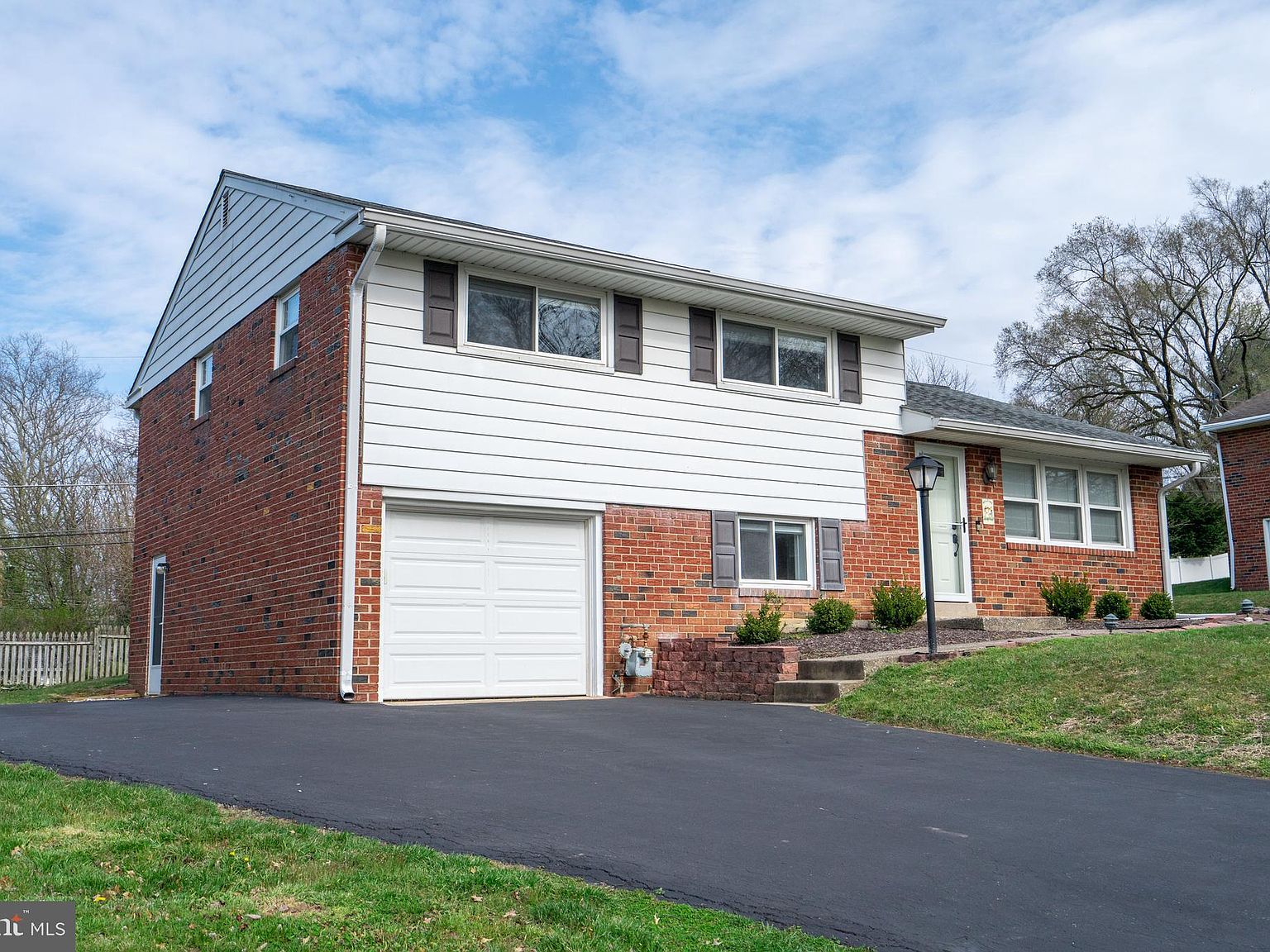 424 Hillside Rd, King Of Prussia, PA 19406 Zillow