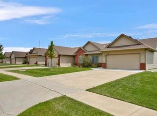 720 N Klein Cir, Derby, KS 67037