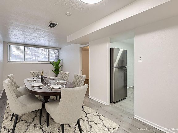 3rd image of 1585 & 1587 Tamarac St #37d907b7d