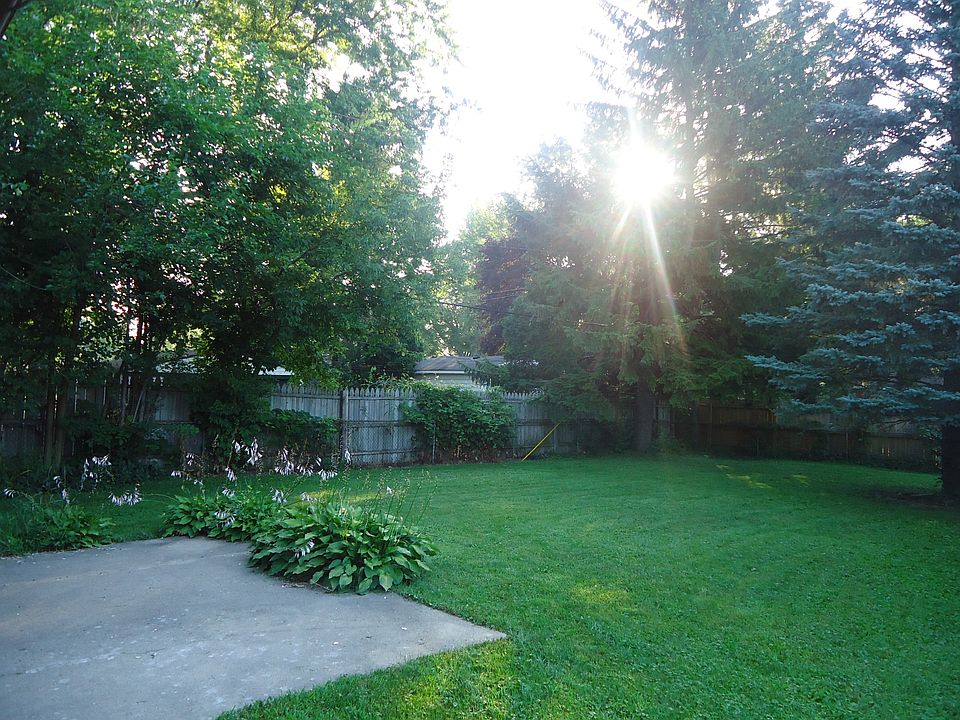 1st image of 21722 Malden Ave