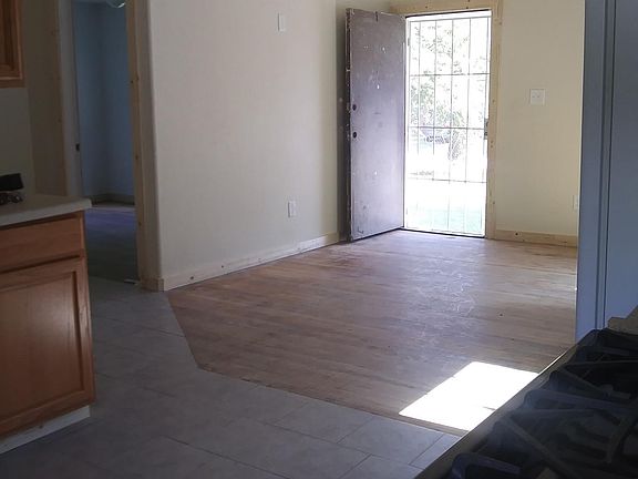 3rd image of 207 Burke Ave