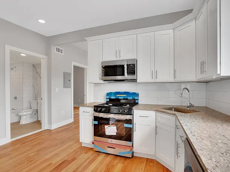 280 Pascack Rd #1 — Photo 1