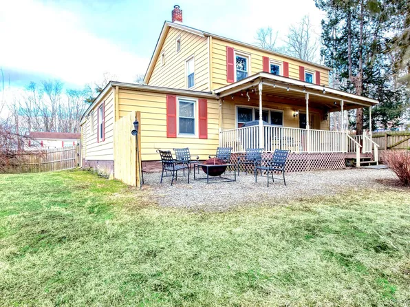 834 First Avenue, Esopus, NY 12401