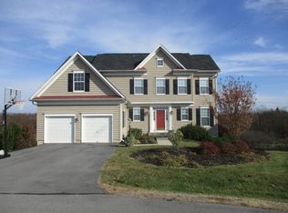 54 Field Crest Ct, Shepherdstown, WV 25443
