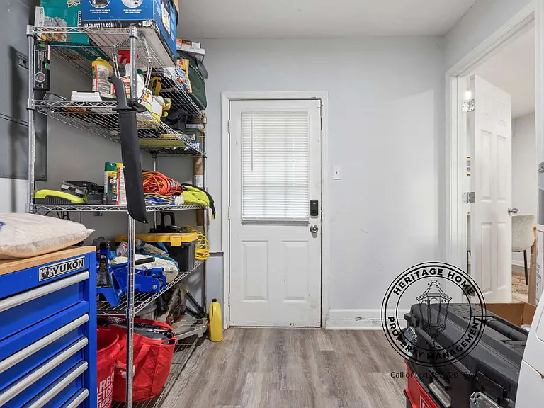 1225 Hampton Ave — Photo 15
