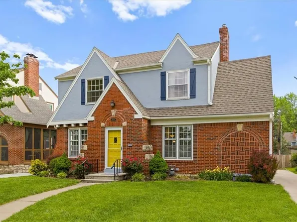 636 E 74th St, Kansas City, MO 64131