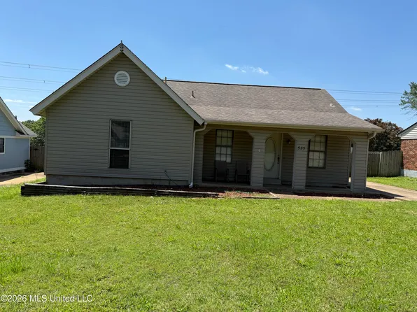 589 Lake Shore Dr S, Southaven, MS 38671