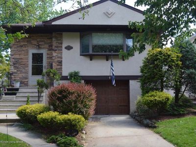 808 Leverett Ave, Staten Island, NY, 10312