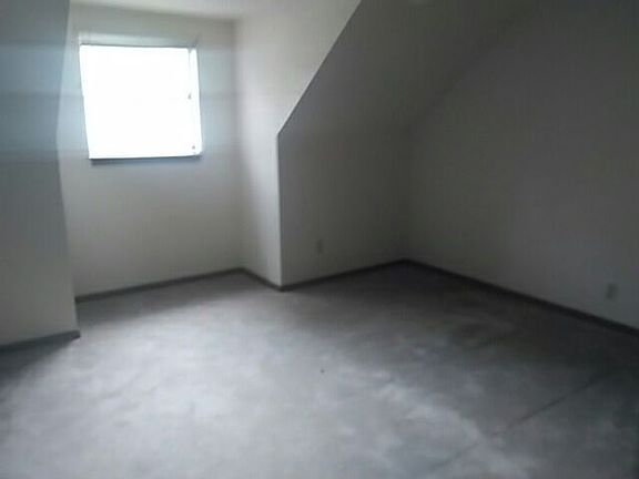 4th image of 13325 Mazie Dr