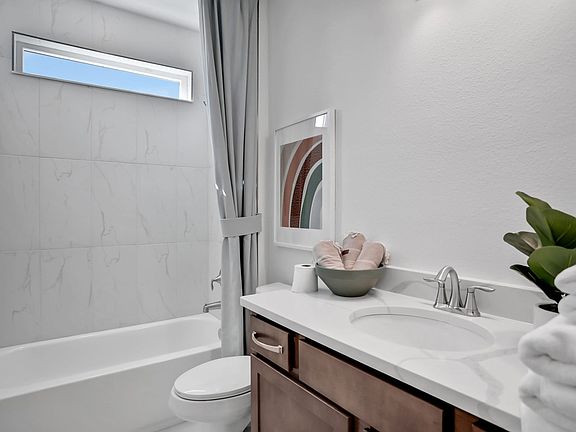 3rd image of 42 Brookgreen Way St