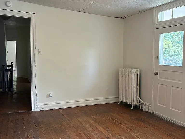 442 Lincoln St — Photo 4