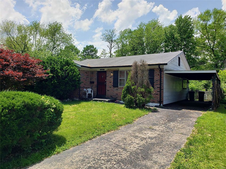 2nd image of 10221 Prince Dr