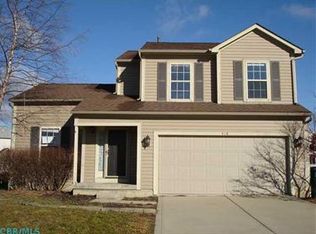 318 Edgemont Ct, Pataskala, OH