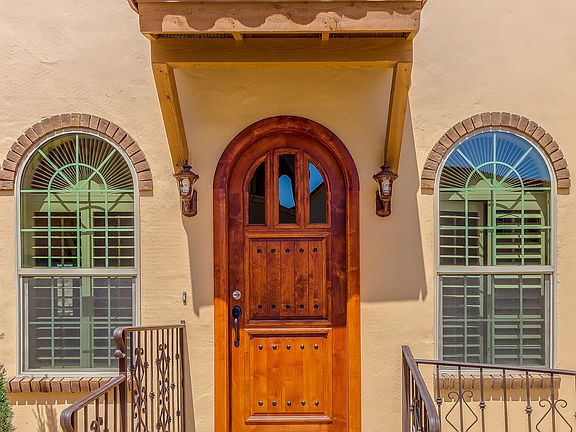 5th image of 6350 Escondido Dr APT B12