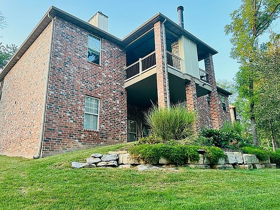 Left back view of home