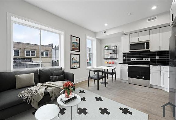 2nd image of 4025 Lancaster Ave Floor 2