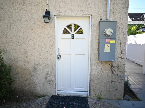 322 Loma Vista St #B, El Segundo, CA 90245