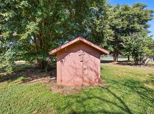 N River Oaks Dr, Burnet, TX 78611