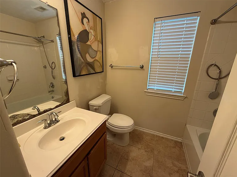 6826 Pheasant Oak Dr — Photo 16
