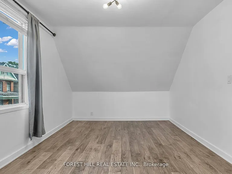 22 Harvey St — Photo 33