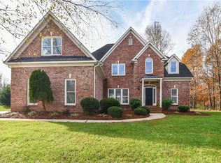 8705 Invershield Ct, Oak Ridge, NC 27310