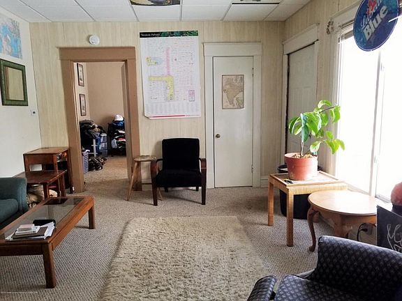 4th image of 621 Stoddard Ave