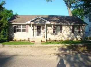 606 N Quincy St, Clinton, IL