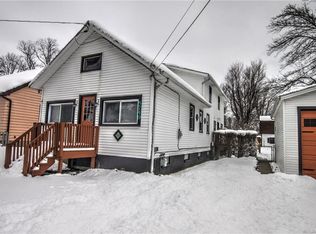 5749 Lakeview Ter, Lake View, NY 14085