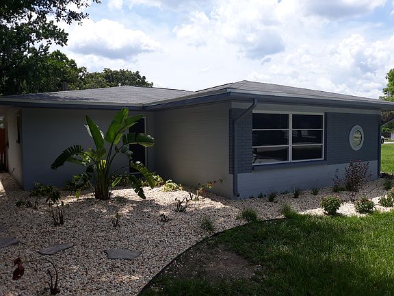 LOW MAINTENANCE LAWN