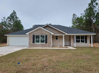 257 Bluff Rd, Jesup, GA 31545
