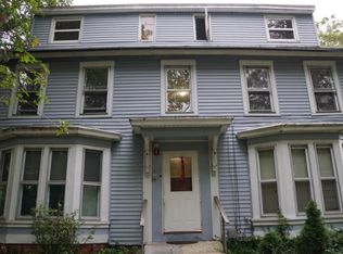 30 King St, North Kingstown, RI 02852