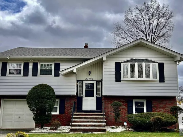 21 Ford Pl #6, Fair Lawn, NJ 07410
