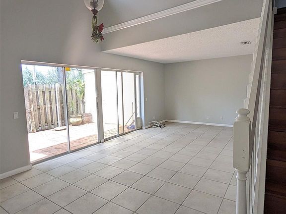 4th image of 1385 S Cottonwood Cir